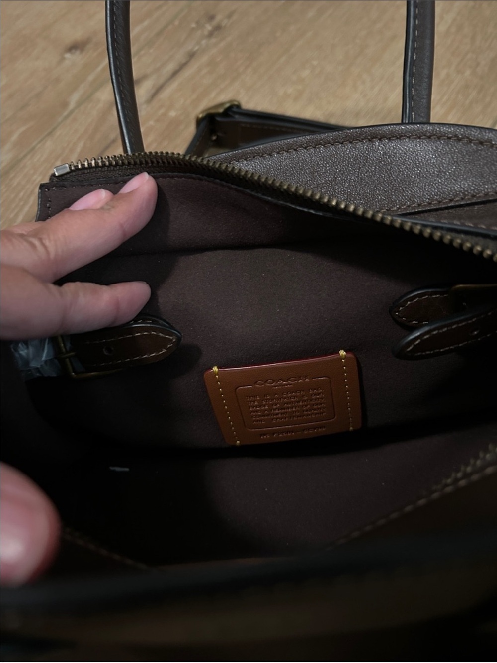 Coach Soft Empire Carryall Bag - Picture 7 of 8